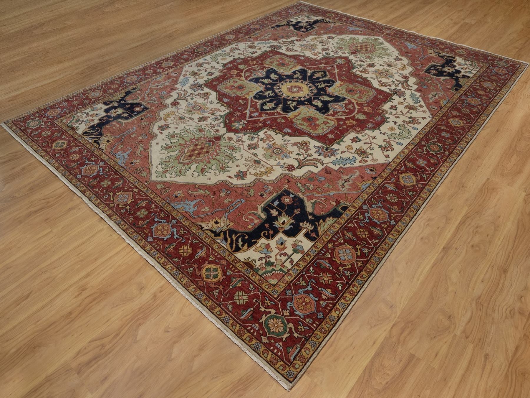 Heriz Heriz hand-knotted wool rug in Ivory & Red, 9' x 12'1" — SKU O091959 (view 3)