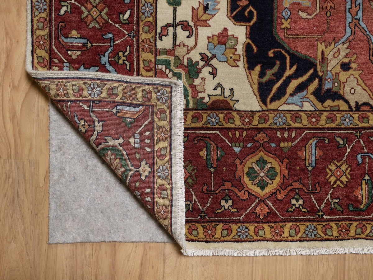 Heriz Heriz hand-knotted wool rug in Ivory & Red, 9' x 12'1" — SKU O091959 (view 4)