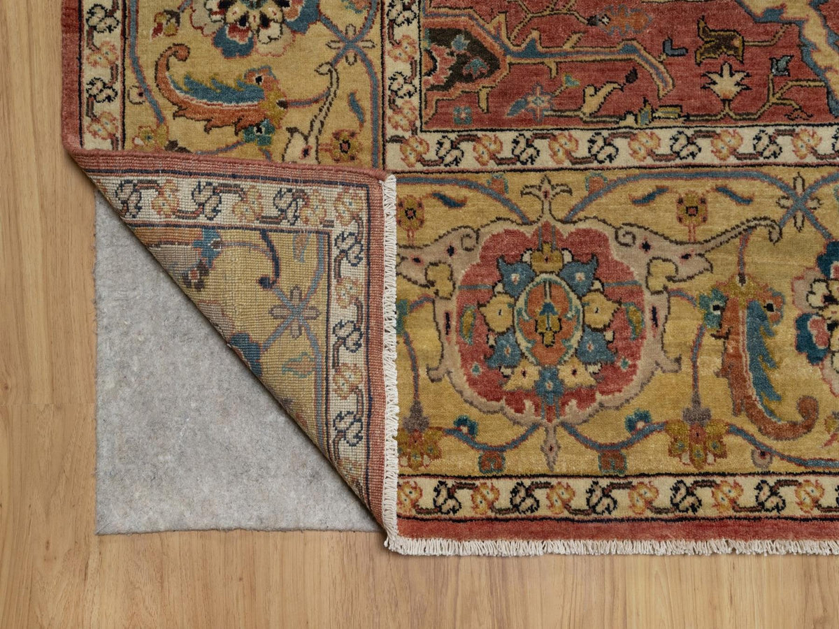 Heriz Heriz hand-knotted wool rug in Red & Gold, 7'11" x 10'2" — SKU O091960 (view 4)