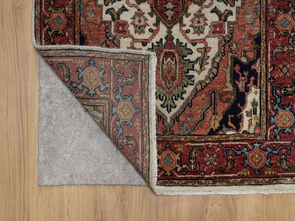 Heriz Heriz hand-knotted wool runner in Ivory & Red, 2'7" x 10' — SKU O091962 (view 3)