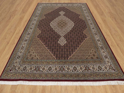 Tabriz Fine Oriental hand-knotted wool rug in Red & Ivory, 8'10" x 12' — SKU O091972 (view 2)