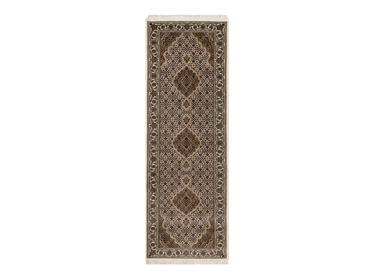 Tabriz Fine Oriental hand-knotted wool runner in Ivory, 2'9" x 8'1" — SKU O091975