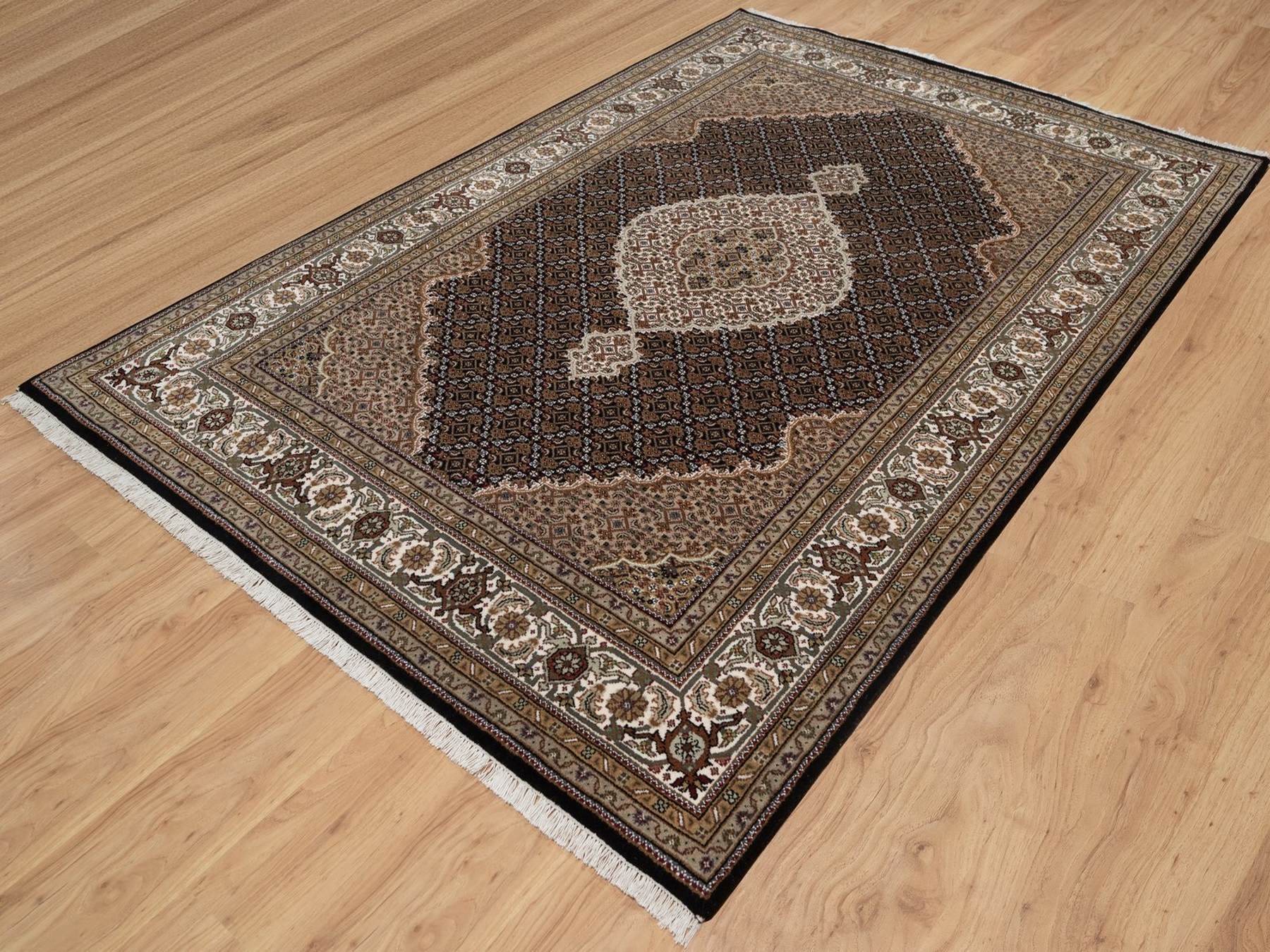 Tabriz Fine Oriental hand-knotted wool rug in Black & Ivory, 6' x 9'1" — SKU O091983 (view 3)