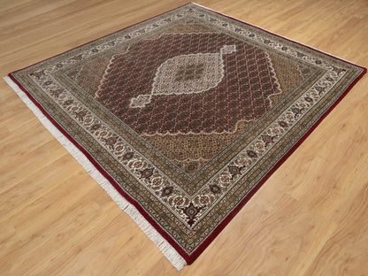 Tabriz Fine Oriental hand-knotted wool rug in Red & Ivory, 7'10" x 8'2" — SKU O091990 (view 3)