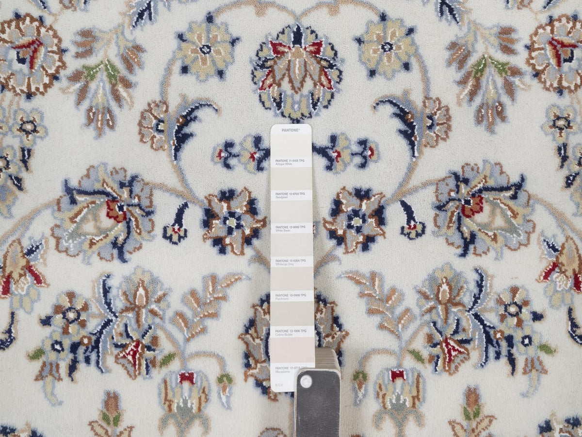 Nain Fine Oriental hand-knotted wool/silk rug in Ivory & Midnight Blue, 5'2" x 8'3" — SKU O092001 (view 4)