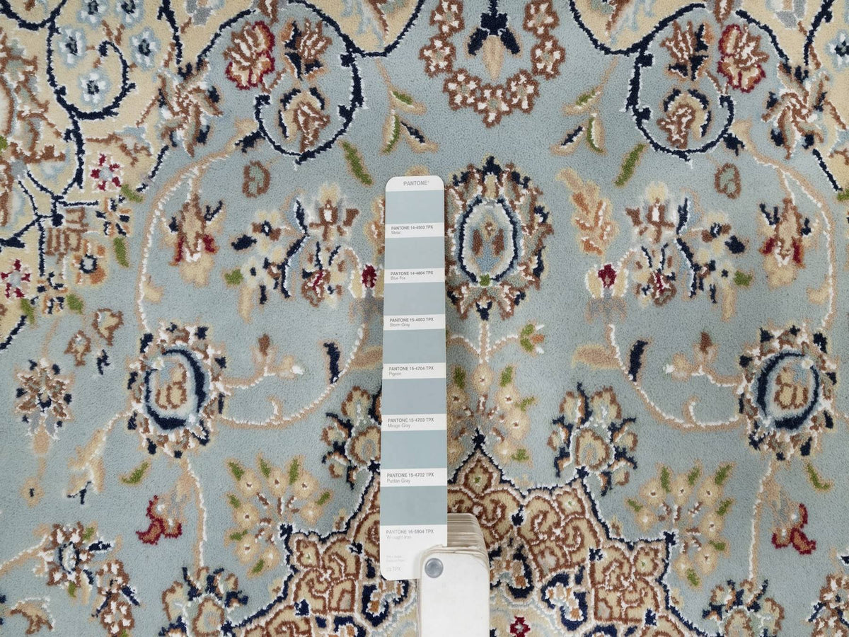 Nain Fine Oriental hand-knotted wool/silk rug in Gray & Ivory, 4'9" x 5'1" — SKU O092007 (view 4)
