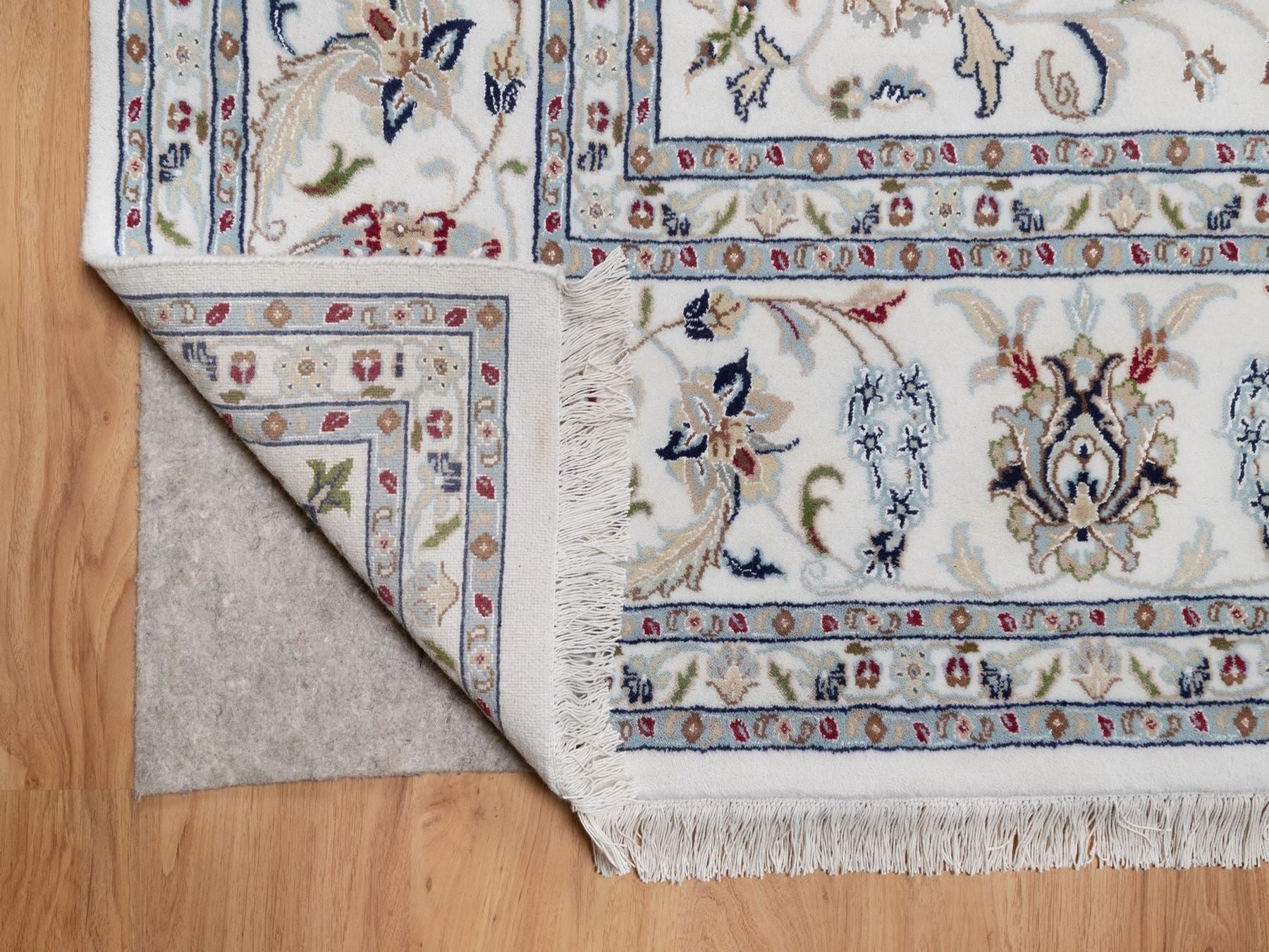 Nain Fine Oriental hand-knotted wool/silk rug in Ivory, 8'11" x 12'2" — SKU O092009 (view 4)