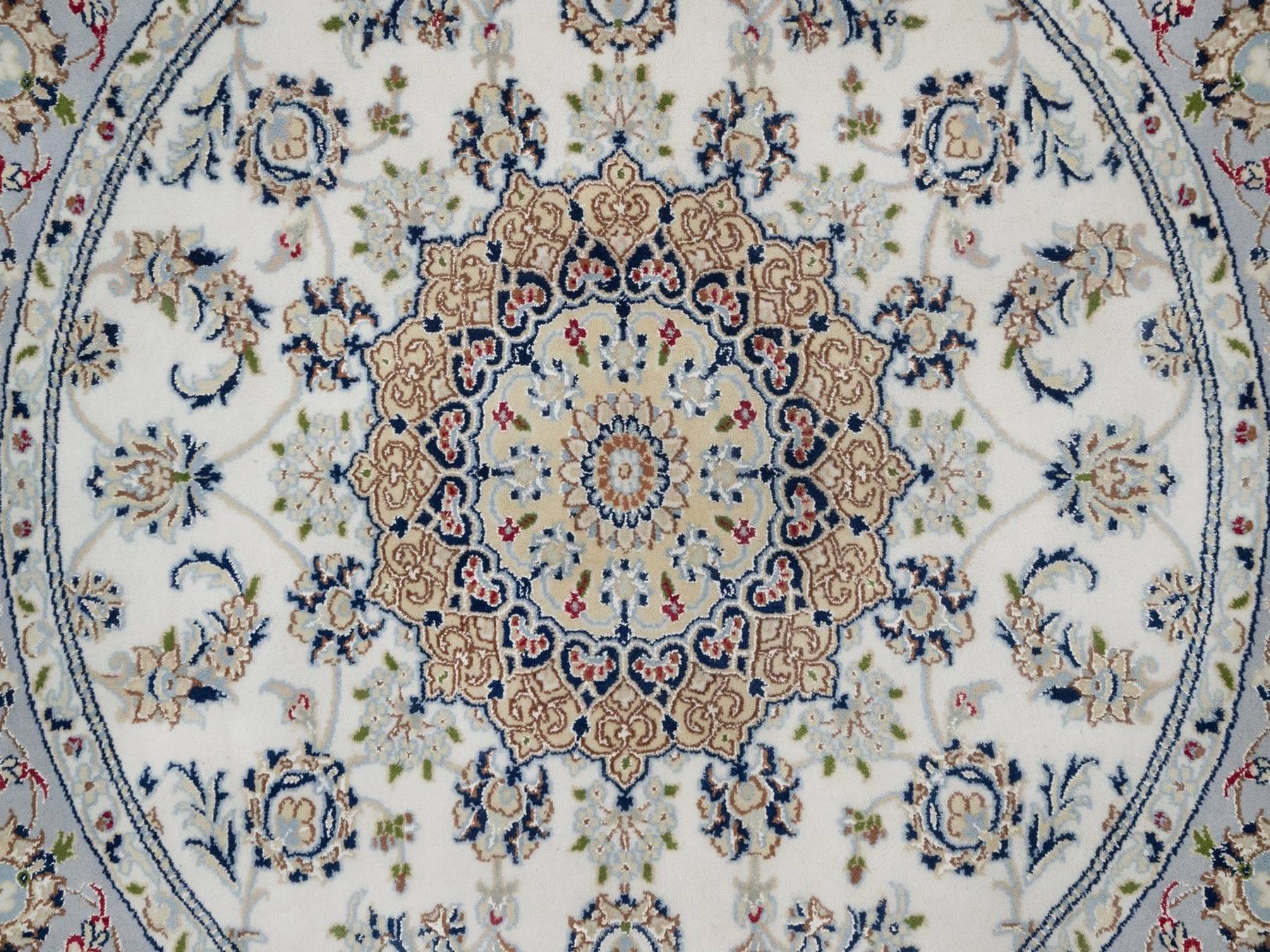 Nain Fine Oriental hand-knotted wool/silk rug in Ivory & Light Blue, 5'1" x 5'2" — SKU O092012 (view 5)
