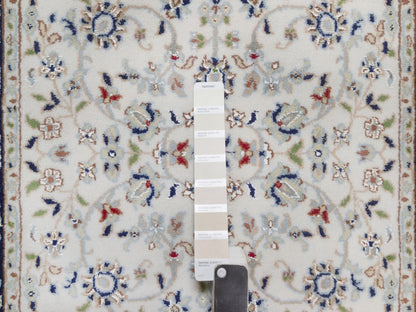 Nain Fine Oriental hand-knotted wool/silk runner in Ivory & Midnight Blue, 2'8" x 14'4" — SKU O092013 (view 4)