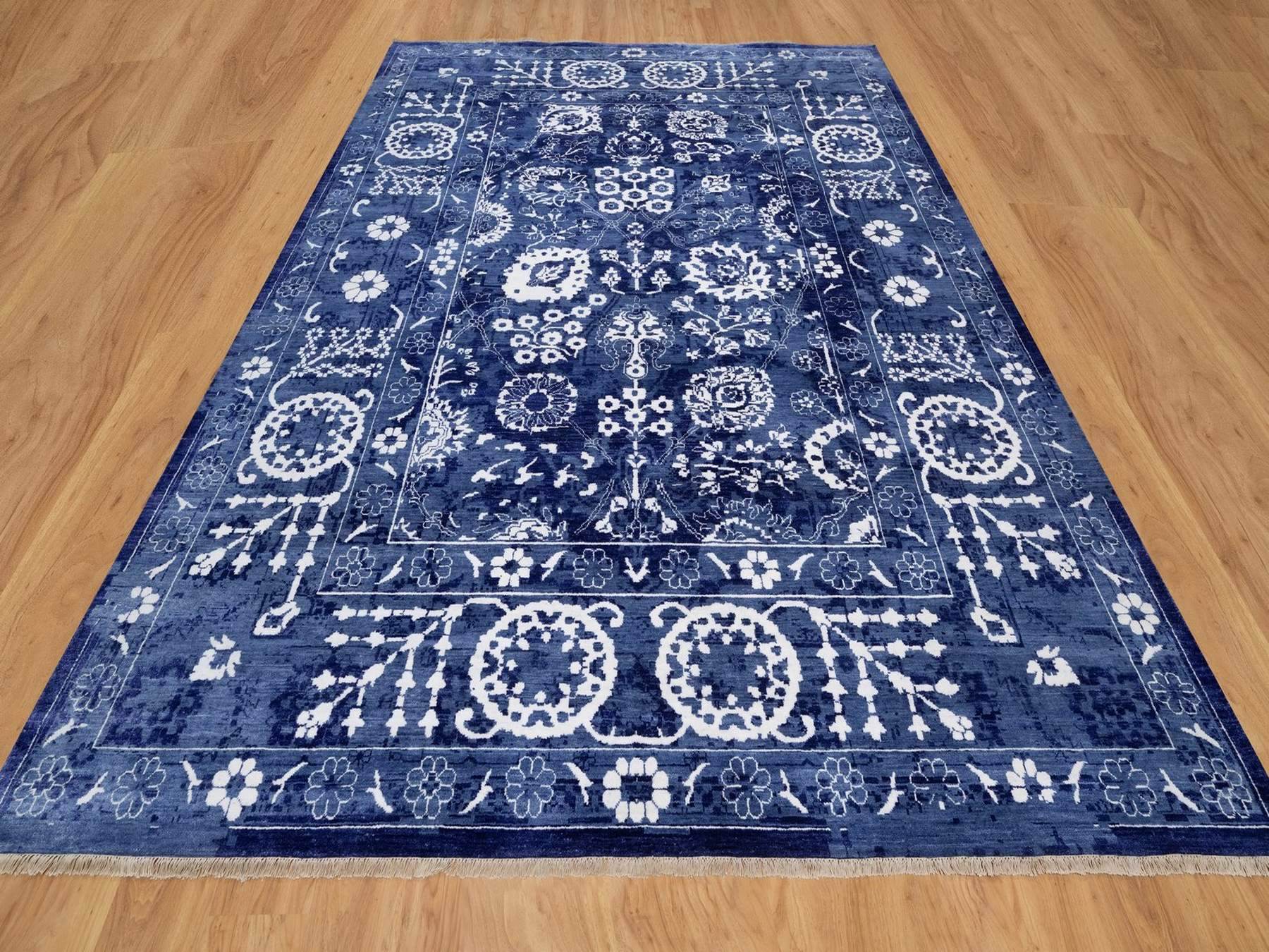 Tabriz Transitional hand-knotted wool/silk rug in Blue, 9' x 12'1" — SKU O092021 (view 2)