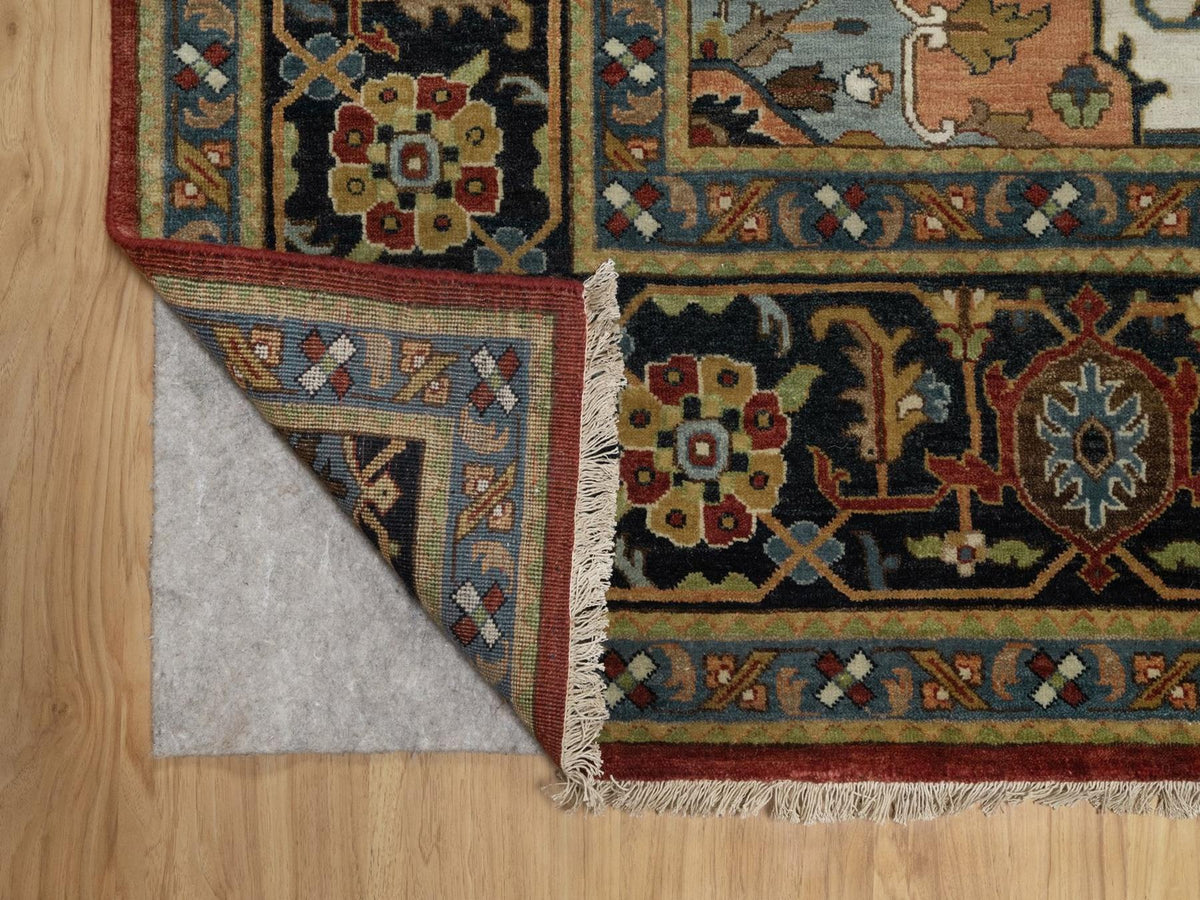 Heriz Heriz hand-knotted wool rug in Red & Navy Blue, 8'11" x 12'2" — SKU O092023 (view 4)