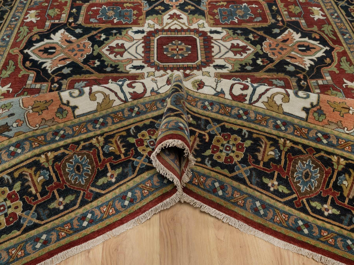 Heriz Heriz hand-knotted wool rug in Red & Navy Blue, 8'11" x 12'2" — SKU O092023 (view 5)