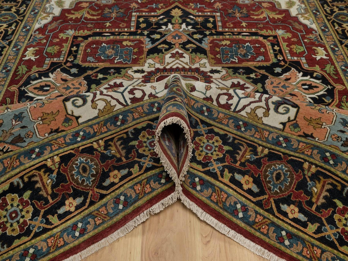 Heriz Heriz hand-knotted wool rug in Red & Navy Blue, 7'10" x 10'2" — SKU O092038 (view 5)