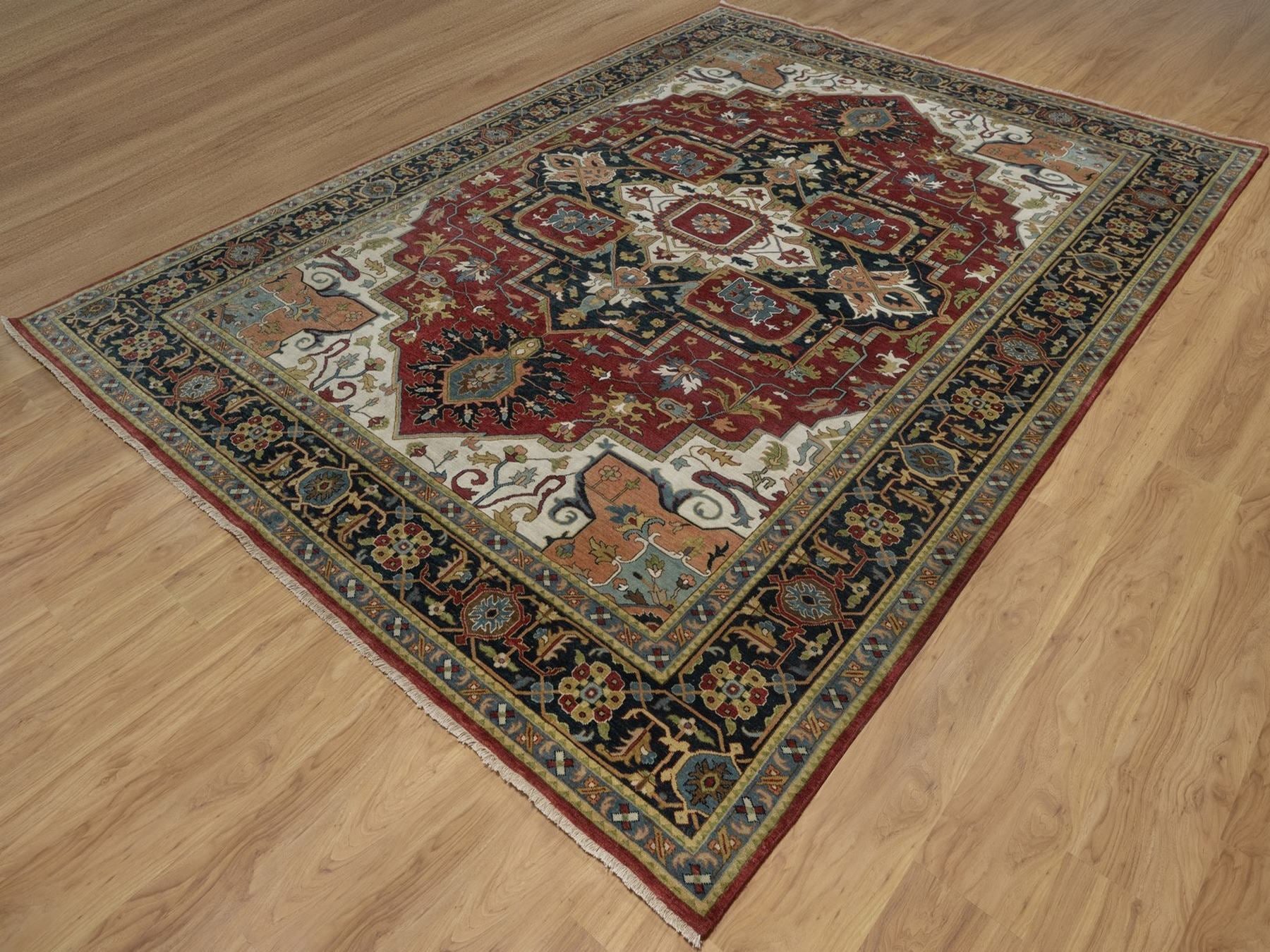 Heriz Heriz hand-knotted wool rug in Red & Navy Blue, 8'8" x 12' — SKU O092040 (view 3)