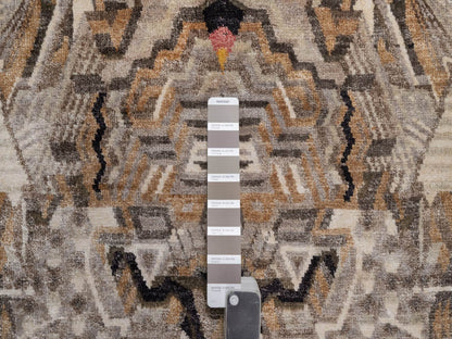 Brown 8'0" x 10'0" Modern and Contemporary Hand knotted Wool/Silk Rug - Sku: O092050