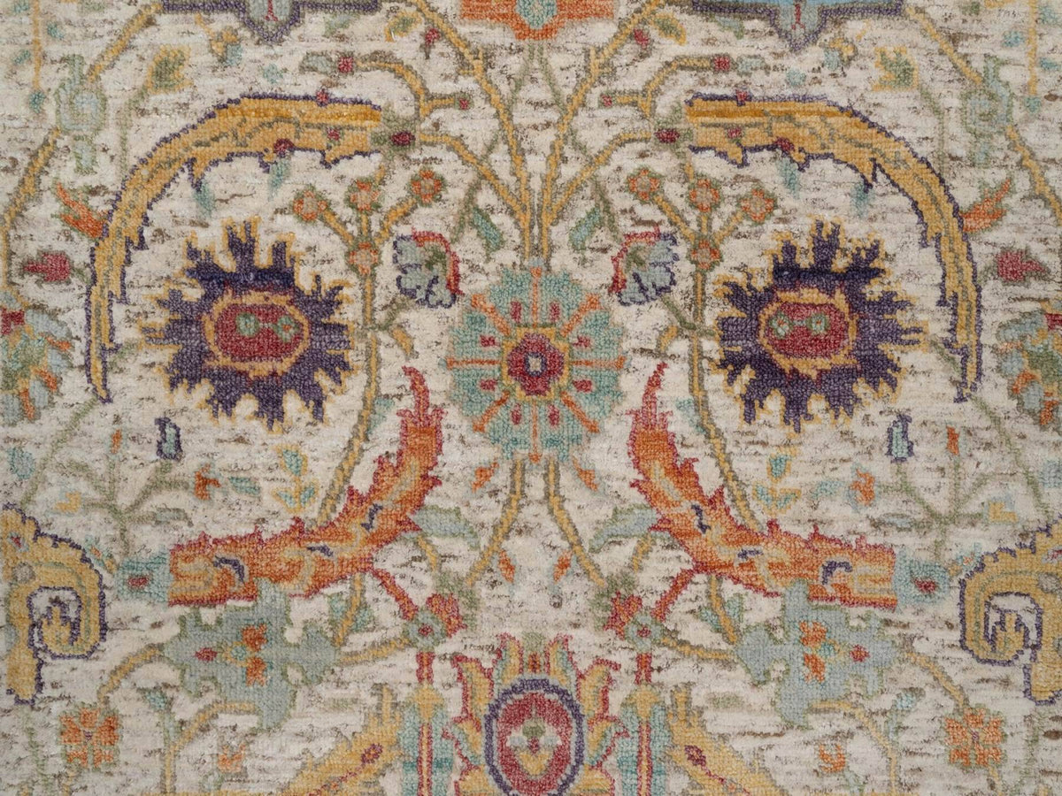 Transitional hand-knotted wool/silk runner in Ivory, 2'6" x 8'2" — SKU O092070 (view 5)