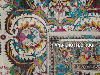 Transitional hand-knotted wool/silk rug in Ivory & Green, 4'11" x 7'1" — SKU O092074 (view 8)