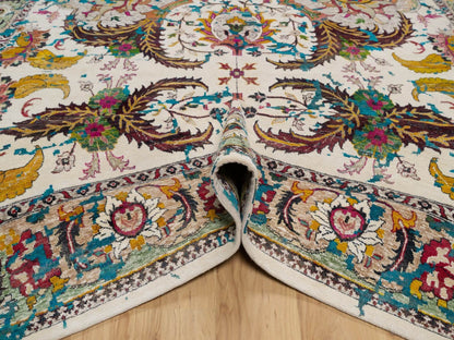 Transitional hand-knotted wool/silk rug in Ivory & Green, 8'11" x 12'2" — SKU O092076 (view 5)