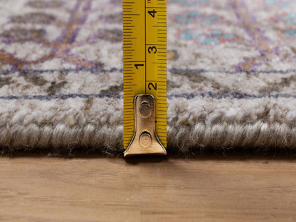 Transitional hand-knotted wool/silk rug in Ivory, 5' x 6'11" — SKU O092078 (view 7)
