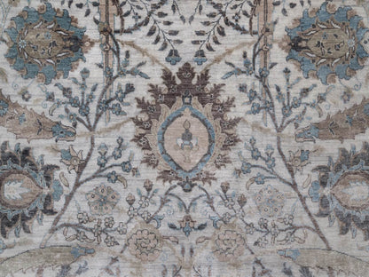 Transitional hand-knotted wool/silk rug in Gray, 7'11" x 10' — SKU O092084 (view 8)