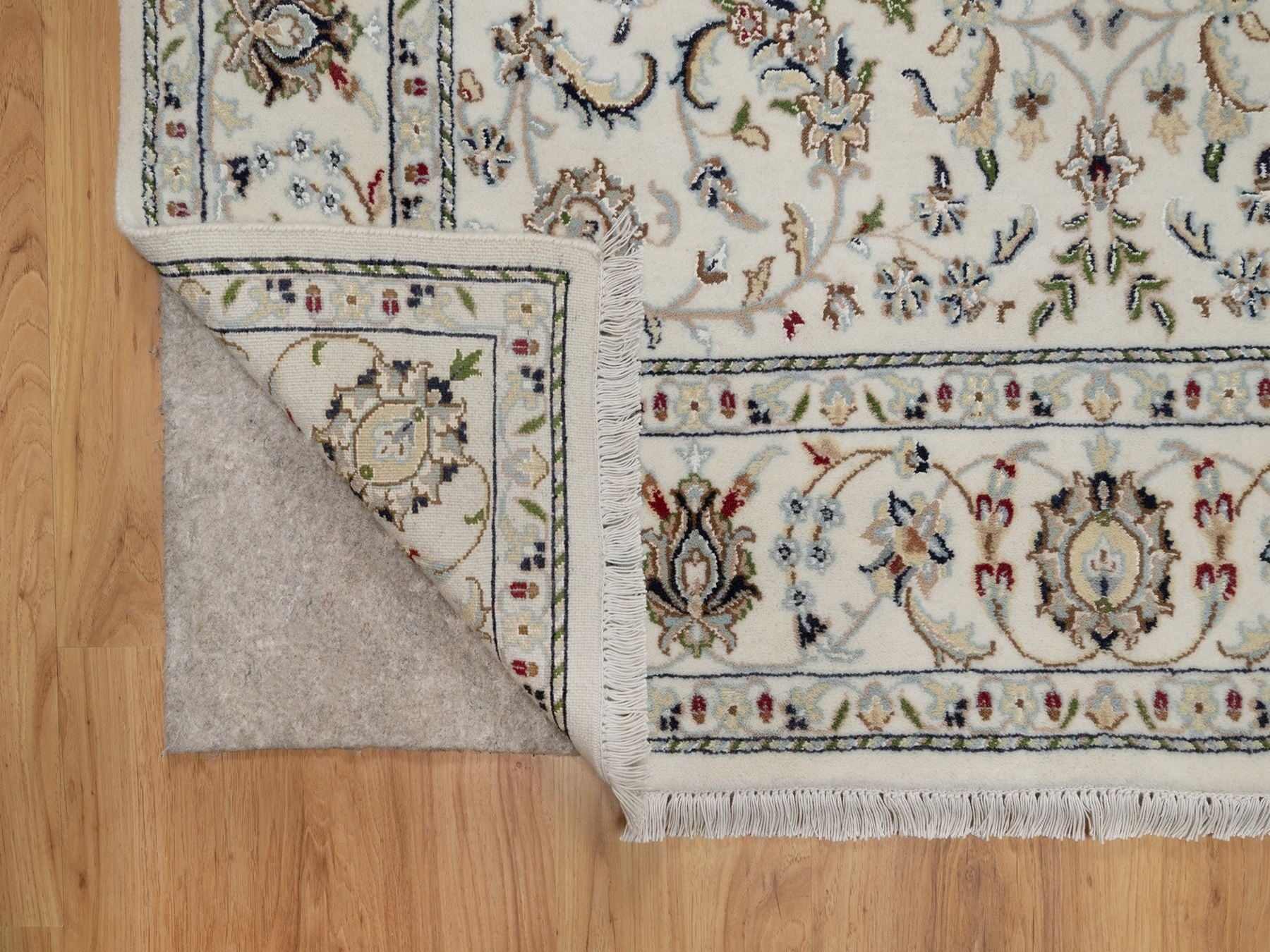 Nain Fine Oriental hand-knotted wool/silk rug in Ivory, 4'10" x 8' — SKU O092095 (view 3)