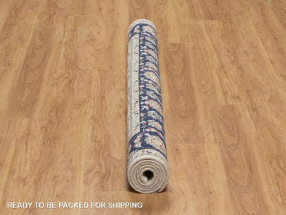 Ivory 5'7" x 5'8" Fine Oriental Hand knotted Wool/Silk Rug - Sku: O092100