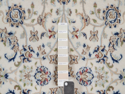 Nain Fine Oriental hand-knotted wool/silk rug in Ivory & Midnight Blue, 4'1" x 4'1" — SKU O092127 (view 4)