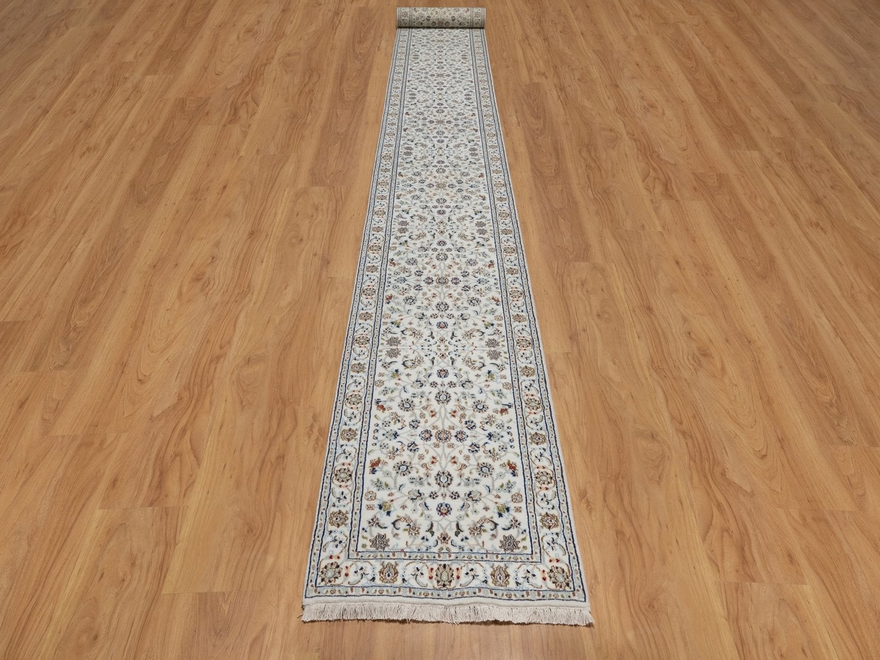 Ivory 2'6" x 21'5" Fine Oriental Hand knotted Wool/Silk Rug - Sku: O092129