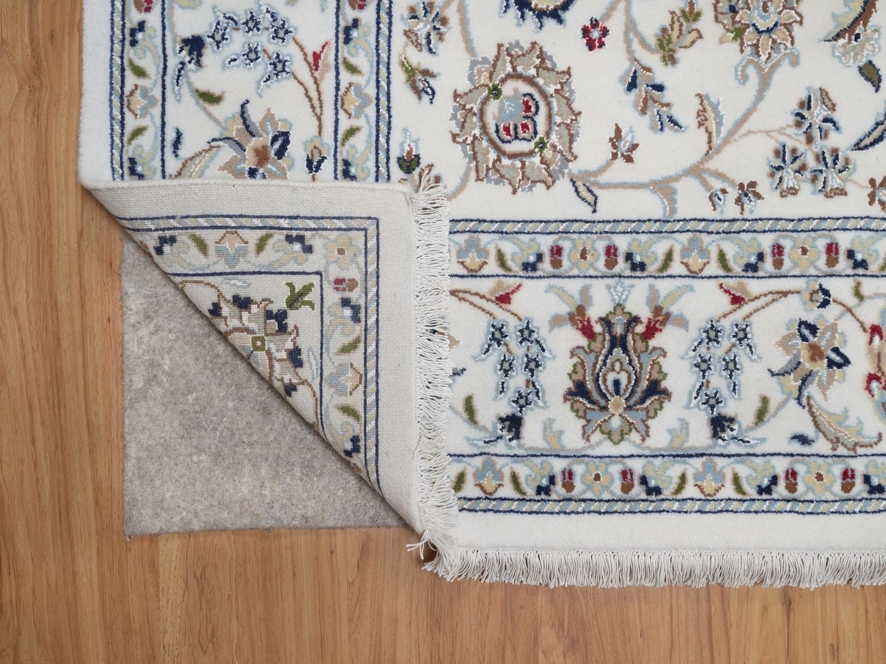 Nain Fine Oriental hand-knotted wool/silk rug in Ivory, 6' x 9'3" — SKU O092139 (view 4)