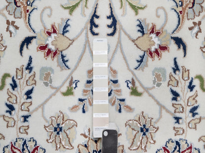 Ivory 9'7" x 14'0" Fine Oriental Hand knotted Wool/Silk Rug - Sku: O092144