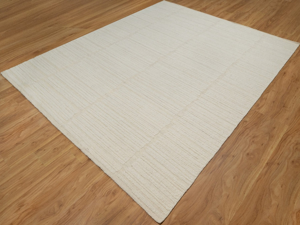 Modern / Contemporary hand-knotted wool rug in Ivory, 8'1" x 10' — SKU O092148 (view 3)