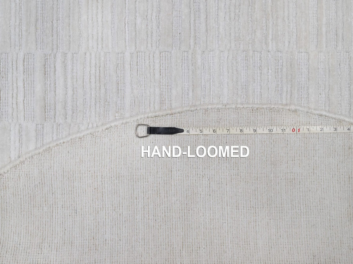 Modern / Contemporary hand-knotted polyester rug in Ivory, 6' x 6' — SKU O092223 (view 8)