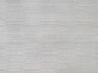 Modern / Contemporary hand-knotted polyester runner in Ivory, 2'6" x 11'11" — SKU O092224 (view 5)