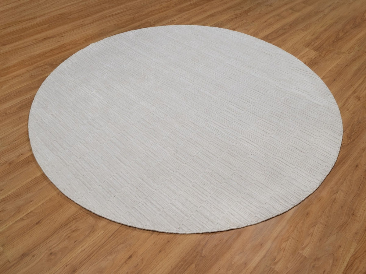 Modern / Contemporary hand-knotted polyester rug in Ivory, 8' x 8' — SKU O092225 (view 3)