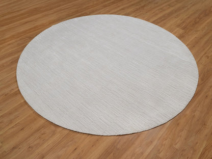 Modern / Contemporary hand-knotted polyester rug in Ivory, 8' x 8' — SKU O092225 (view 3)
