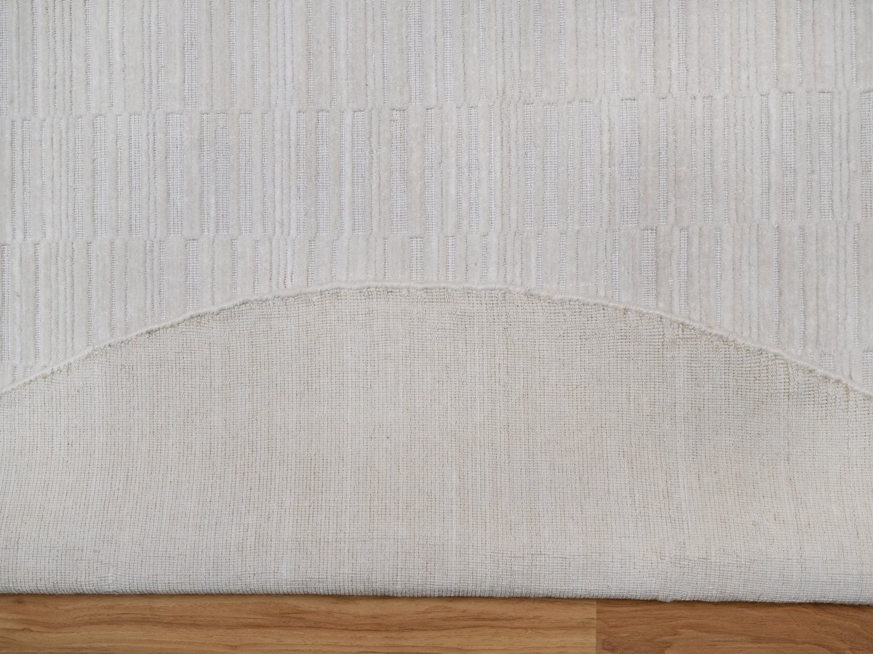 Modern / Contemporary hand-knotted wool rug in Ivory, 8' x 8' — SKU O092226 (view 4)