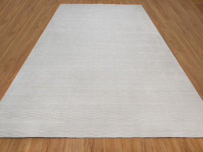 Modern / Contemporary hand-knotted polyester rug in Ivory, 12'1" x 15' — SKU O092227 (view 2)