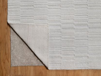 Modern / Contemporary hand-knotted polyester rug in Ivory, 12'1" x 15' — SKU O092227 (view 4)