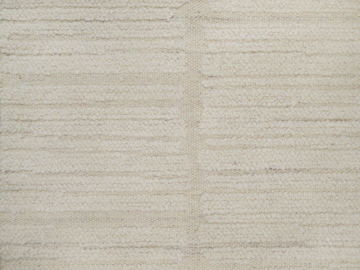 Modern / Contemporary hand-knotted wool runner in Ivory, 2'7" x 11'11" — SKU O092247 (view 5)