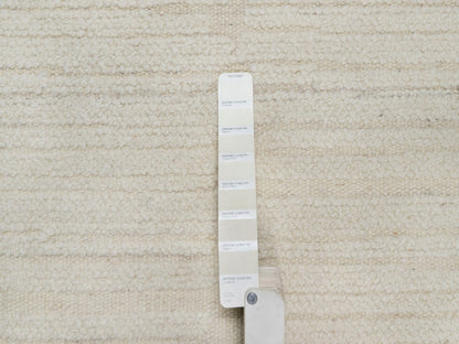 Modern / Contemporary hand-knotted wool runner in Ivory, 2'6" x 10'3" — SKU O092249 (view 4)