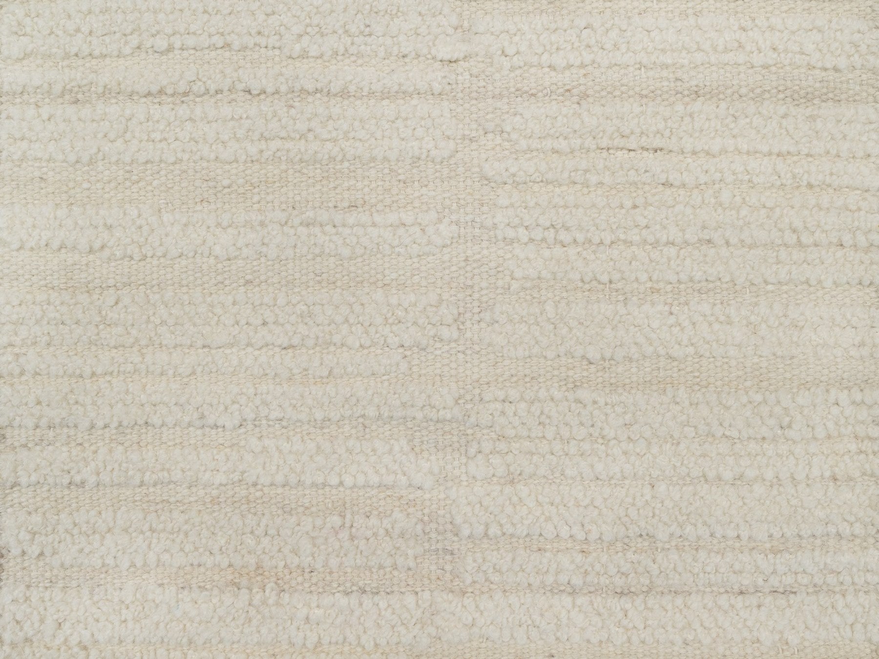 Modern / Contemporary hand-knotted wool rug in Ivory, 2' x 3' — SKU O092256 (view 5)