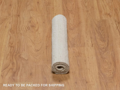 Modern / Contemporary hand-knotted wool rug in Ivory, 2' x 3' — SKU O092256 (view 6)