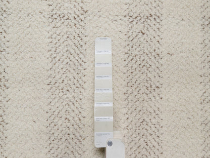 Modern / Contemporary hand-knotted wool runner in Ivory & Chocolate Brown, 2'6" x 11'11" — SKU O092260 (view 4)