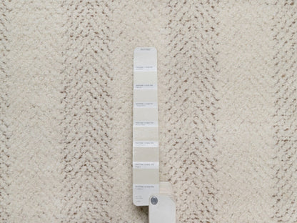 Modern / Contemporary hand-knotted wool runner in Ivory & Chocolate Brown, 2'5" x 10'1" — SKU O092263 (view 4)