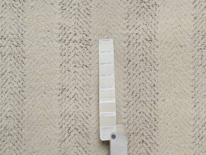 Modern / Contemporary hand-knotted wool runner in Ivory & Chocolate Brown, 2'5" x 8'3" — SKU O092265 (view 4)