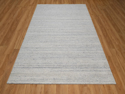 Modern / Contemporary hand-knotted wool rug in Gray, 6'1" x 9'1" — SKU O092268 (view 2)
