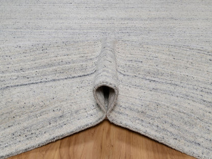 Modern / Contemporary hand-knotted wool rug in Gray, 6'1" x 9'1" — SKU O092268 (view 5)