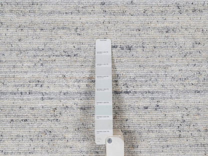 Modern / Contemporary hand-knotted wool rug in Gray, 8'1" x 9'11" — SKU O092269 (view 7)
