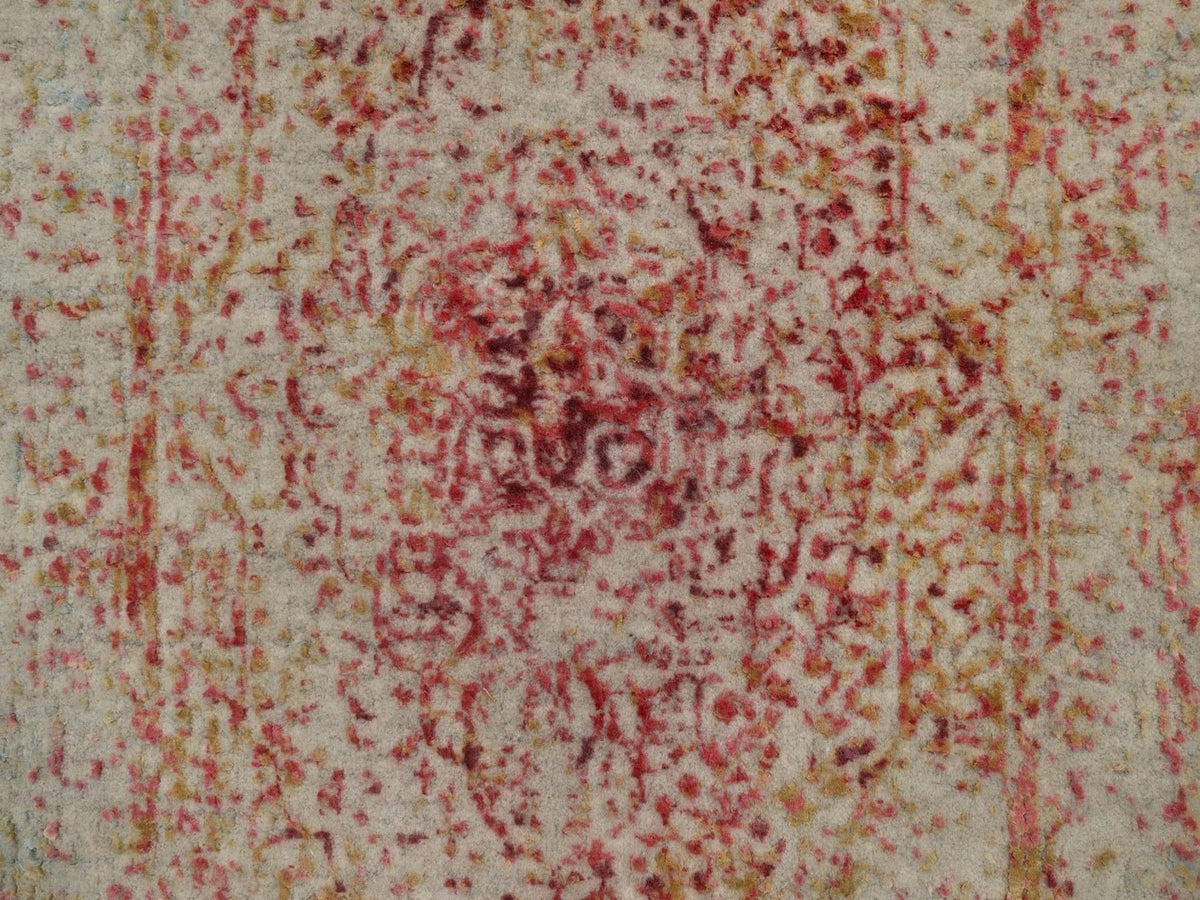 Modern / Contemporary hand-knotted wool/silk rug in Pink, 1'11" x 3'1" — SKU O092270 (view 5)