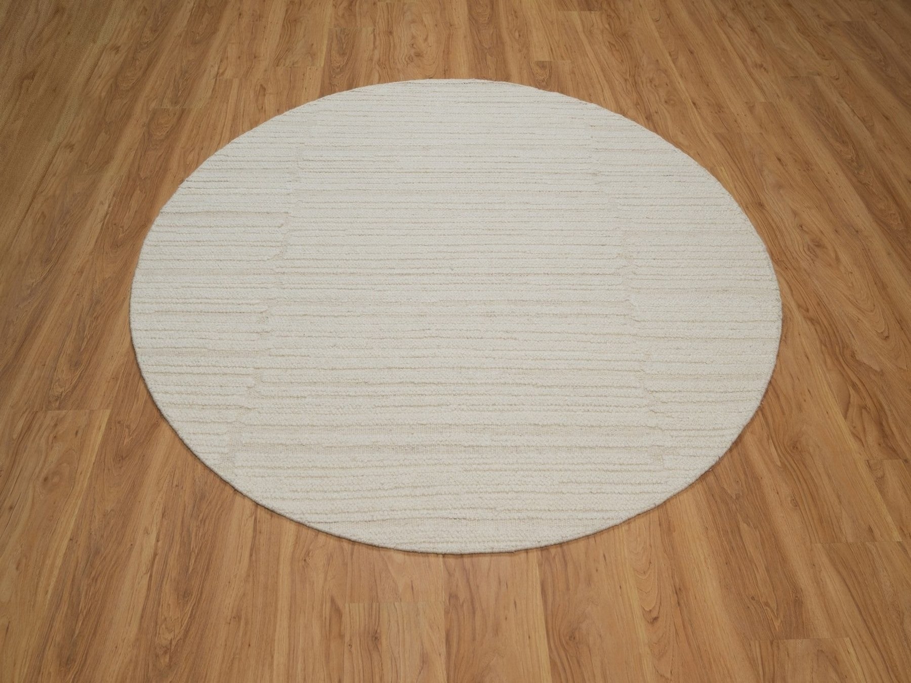 Ivory 6'0" x 6'0" Modern and Contemporary Hand knotted Wool Rug - Sku: O092277